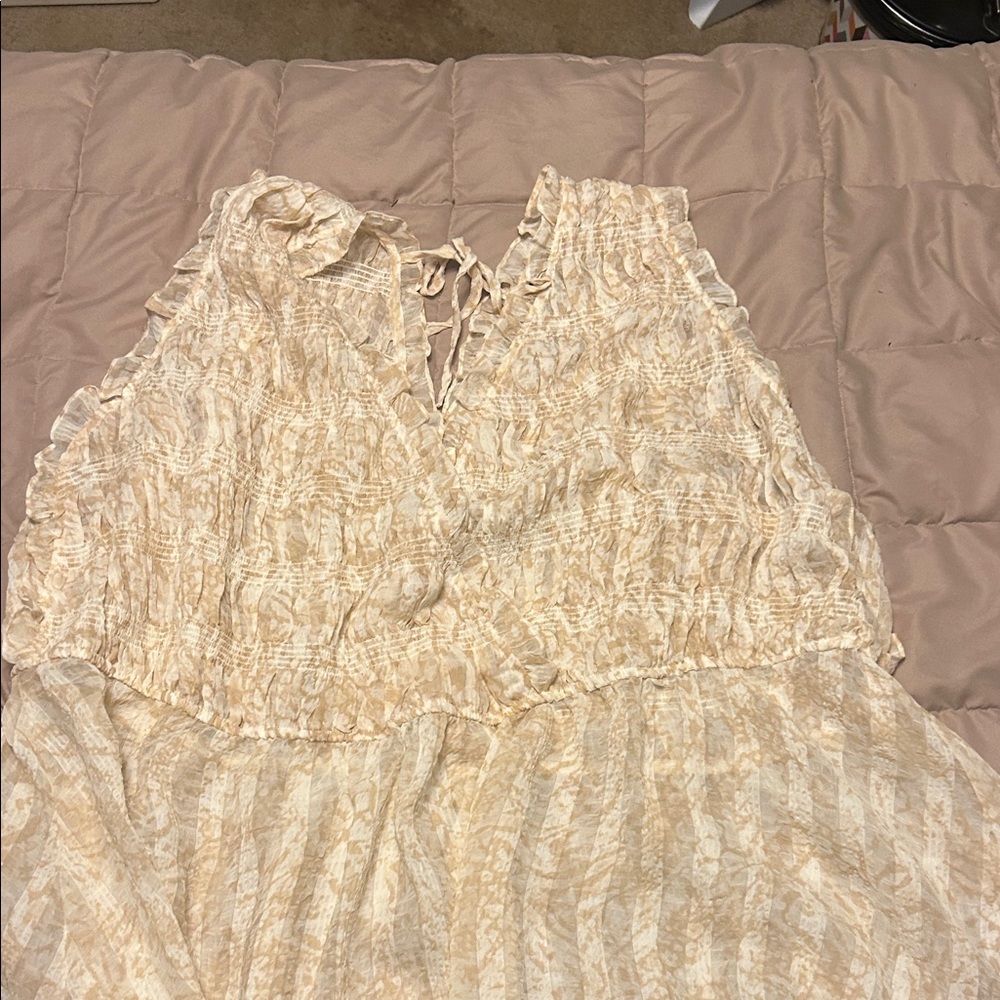 Torrid Cream Textured Sleeveless Top